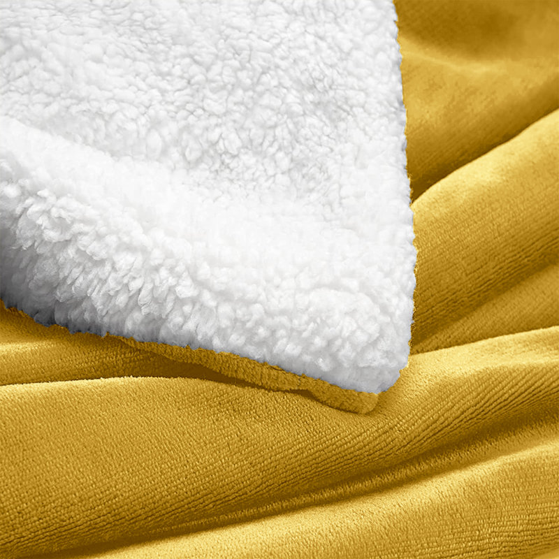 Formaran Sherpa Fleece Fur Thick Reversible Blanket Throw, W150 x L200cm, Ochre