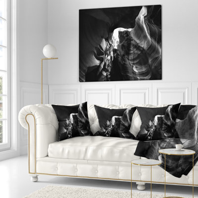 Coussin noir et blanc Antelope Canyon