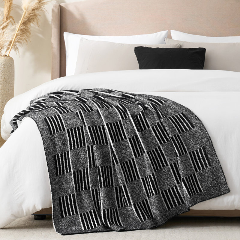 Reversible Checkered Striped Throw Blanket, Fluffy Faux Fur Blend Blankets For Couch Or Bed, 60" L x 50" W, Black