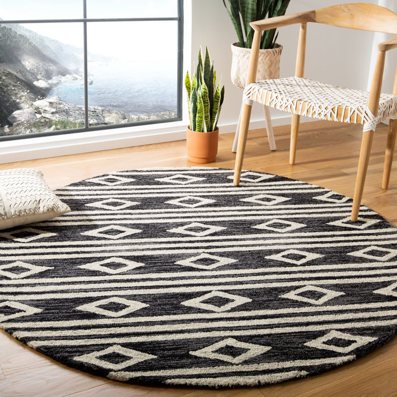 Vedika Hand Tufted Wool Southwestern Rug, Round 5'