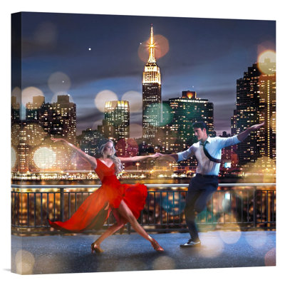 " Dancing In The Moonlight "
