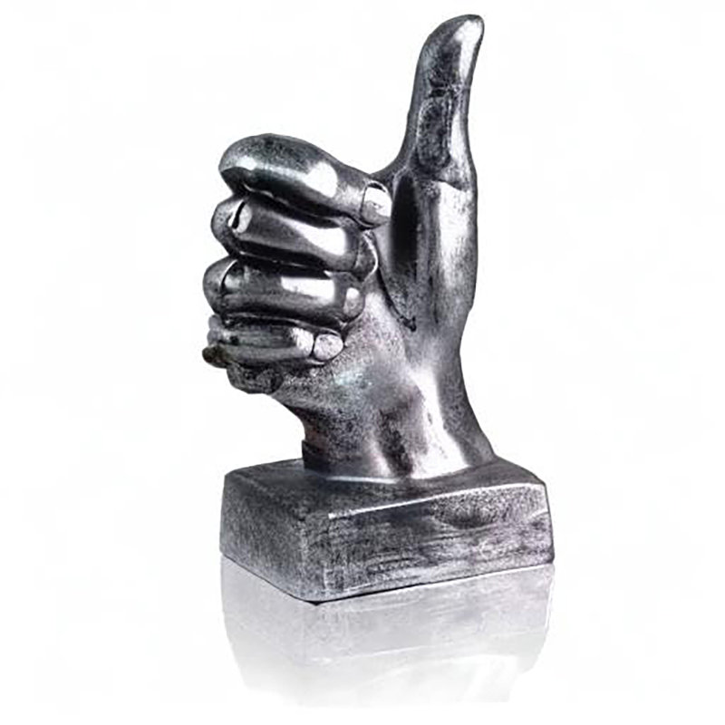 Figurines & Sculptures