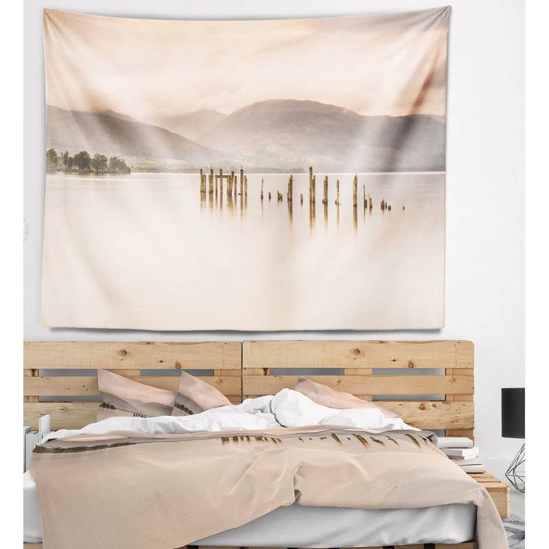 Tapisserie à jeté et à montagnes landscape loch lomond, H 32 po x l 39 po