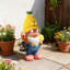 Statue de jardin d'extérieur 18 po avec lanterne et fantaisie solaire citron