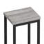 Table de salle à manger moderne avec 3 tabourets, gris et noir. Matériaux, idée de tabouret suspendu pour les bars