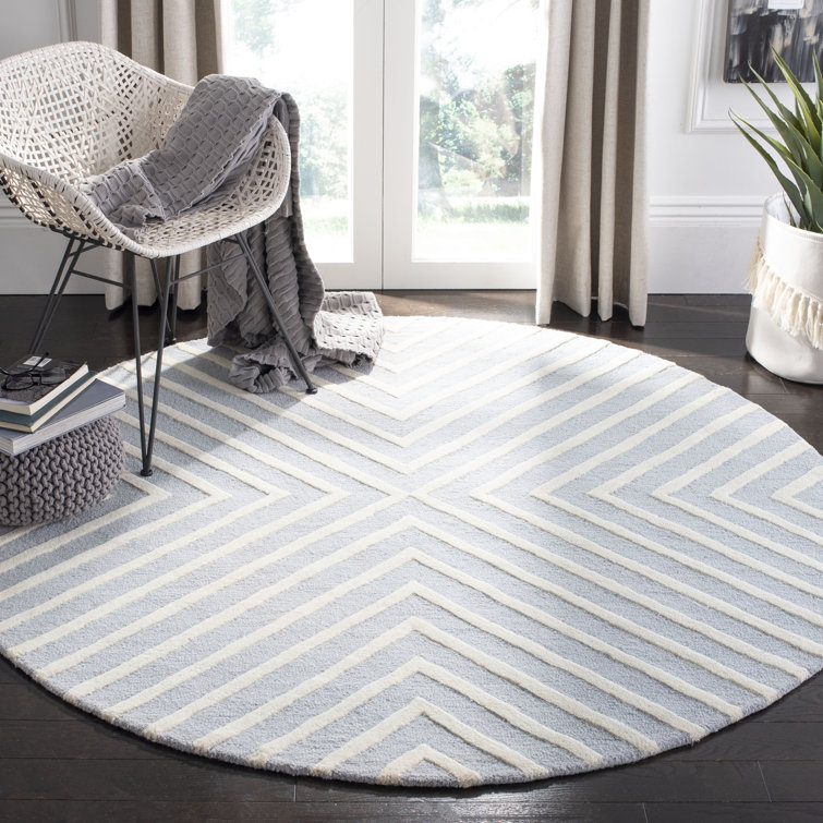 Sivad Tufted Wool Performance Chevron Rug