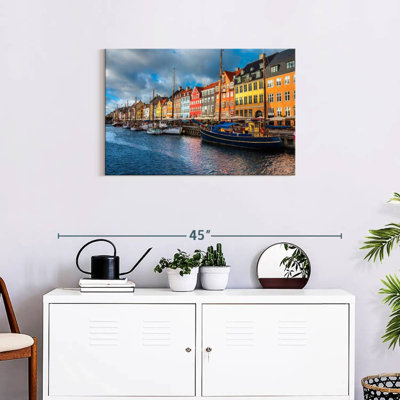 Tergel Nyhavn Port Copenhagen