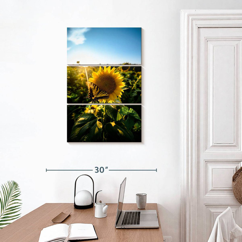 Harnek Sunflower Love, 32" H x 20" W