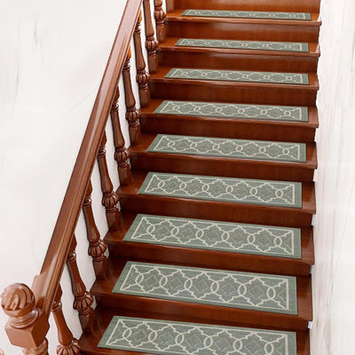 Non-Slip Stair Tread