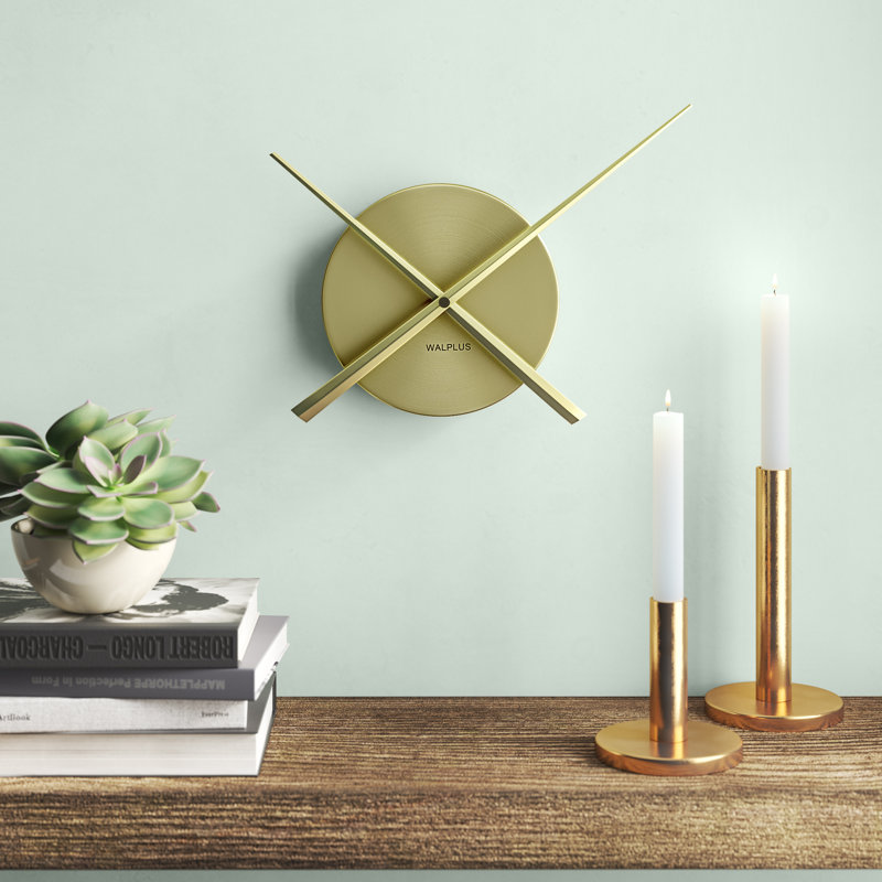 Barrientez Classic Wall Clock, Gold