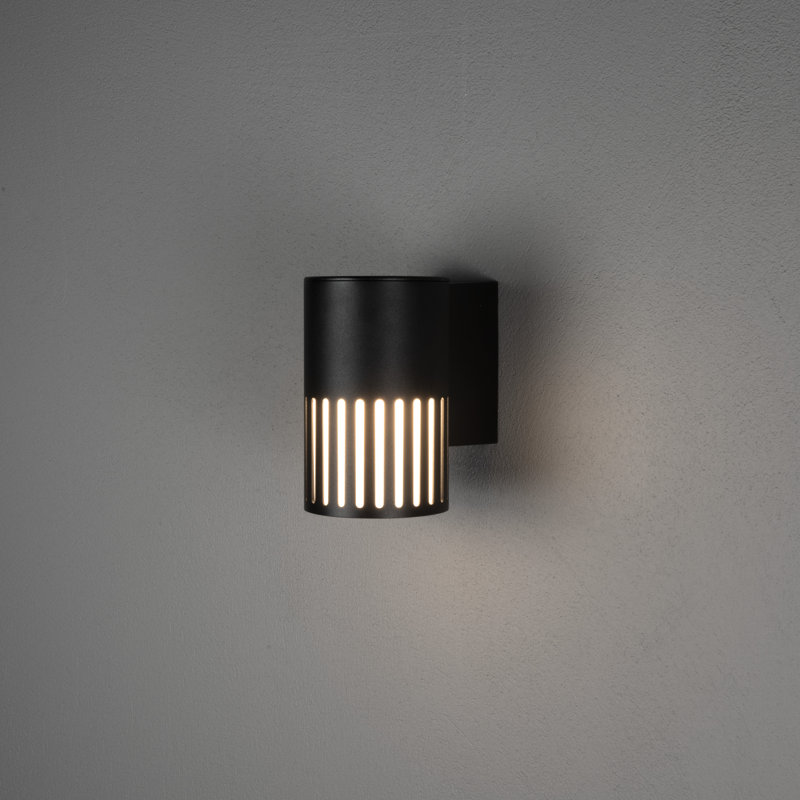 Konstsmide Pistoia Wall Light E27 - Sleek Outdoor Lighting Opal Glass, Matte Black