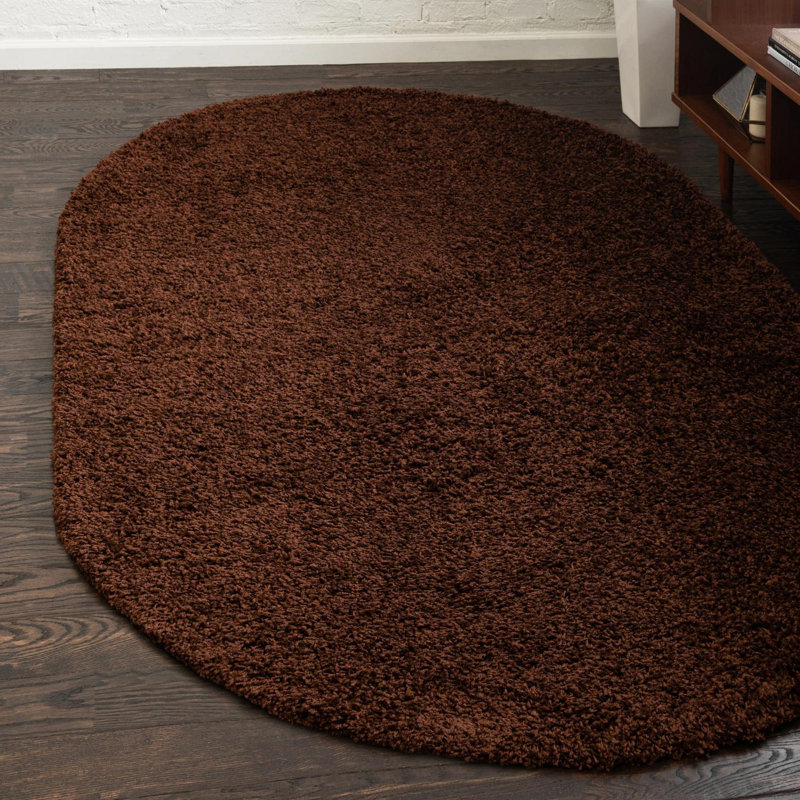 Tapis brun chocolat Caputto, Ovale 5 pi 3 po x 8 pi