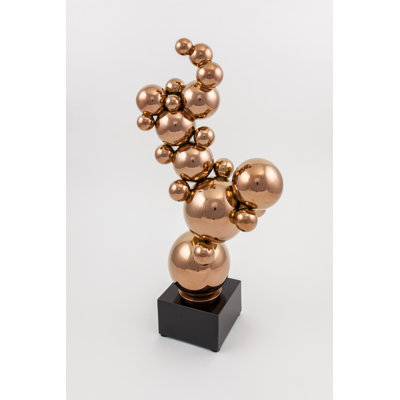 Figurines & Sculptures