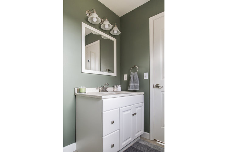 Akhari Vanity Mirror