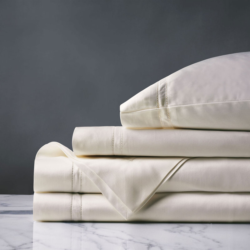 Lusso Sateen Sheet Set In Ivory, Ivory