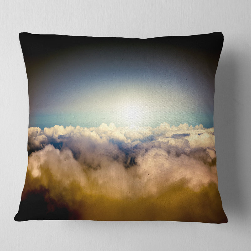 Coussin Gloomy Sky Above Cloud, 16 po x 1 po, Coussin décoratif