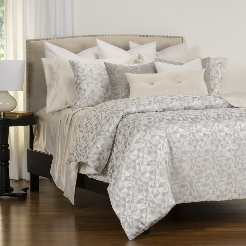 Diamond Point Geometric Duvet Cover & Insert Set, King Duvet Cover + 5 Shame + 4 Throw Pillows