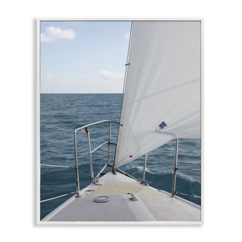 «Ship Bow View», art de la giclée encadrée par Susan Bryant be-948, Estampe numérique encadrée blanc bord de mer