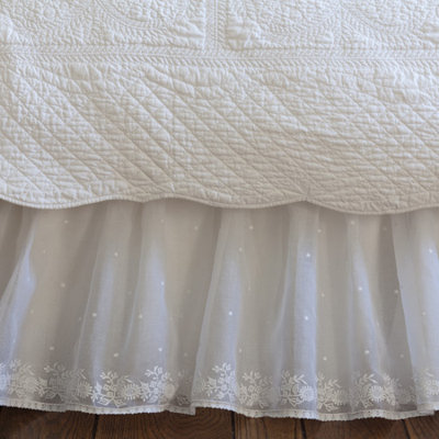 Daisy Dot Ruffled Bed Skirt