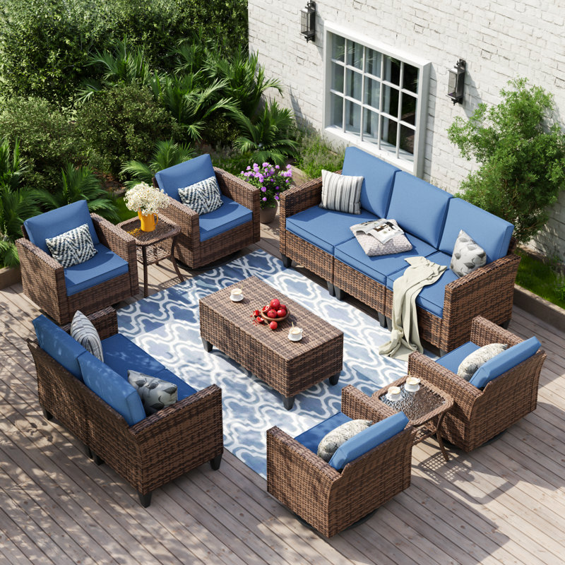 Canapé d'extérieur en rotin pour 9 personnes avec table de rangement et 2 tables d'appoint Kisner, Bleu marine