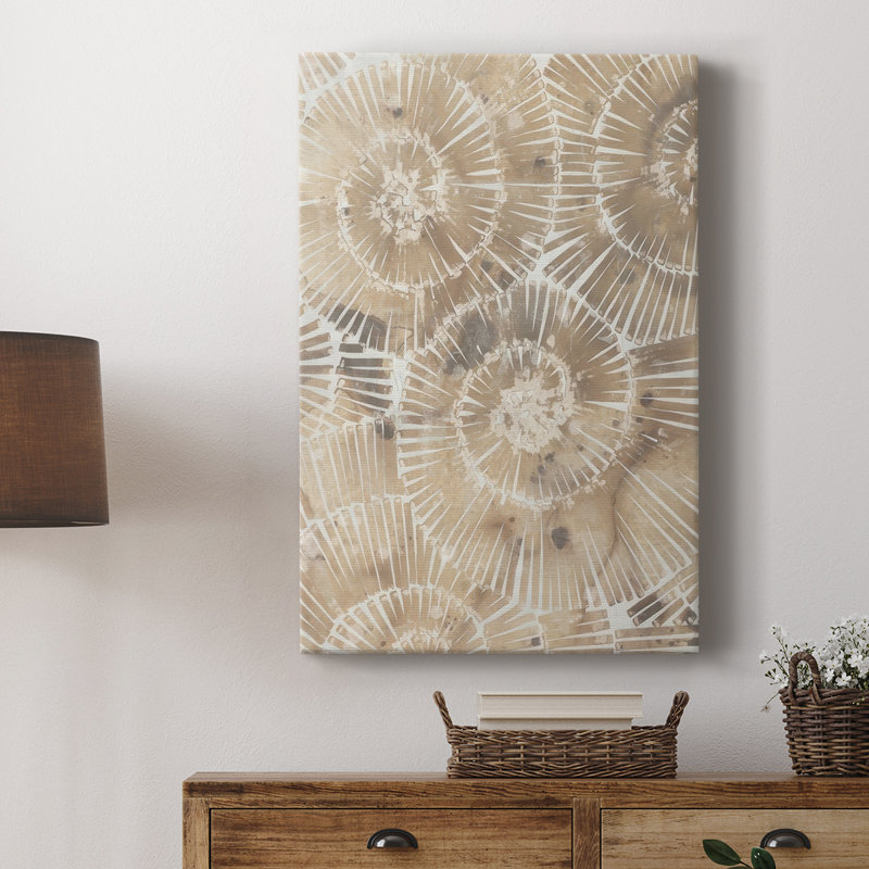 Fossil Nautilus I -Galerie enveloppée Cavas, H 18 po x l 12 po