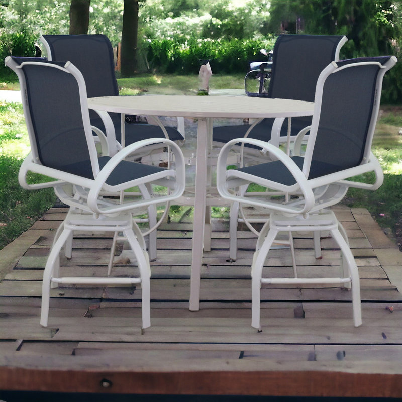 L'ensemble de salle à manger ronde à hauteur de balcon comprend une table de balcon et des tabourets pivotants, 4