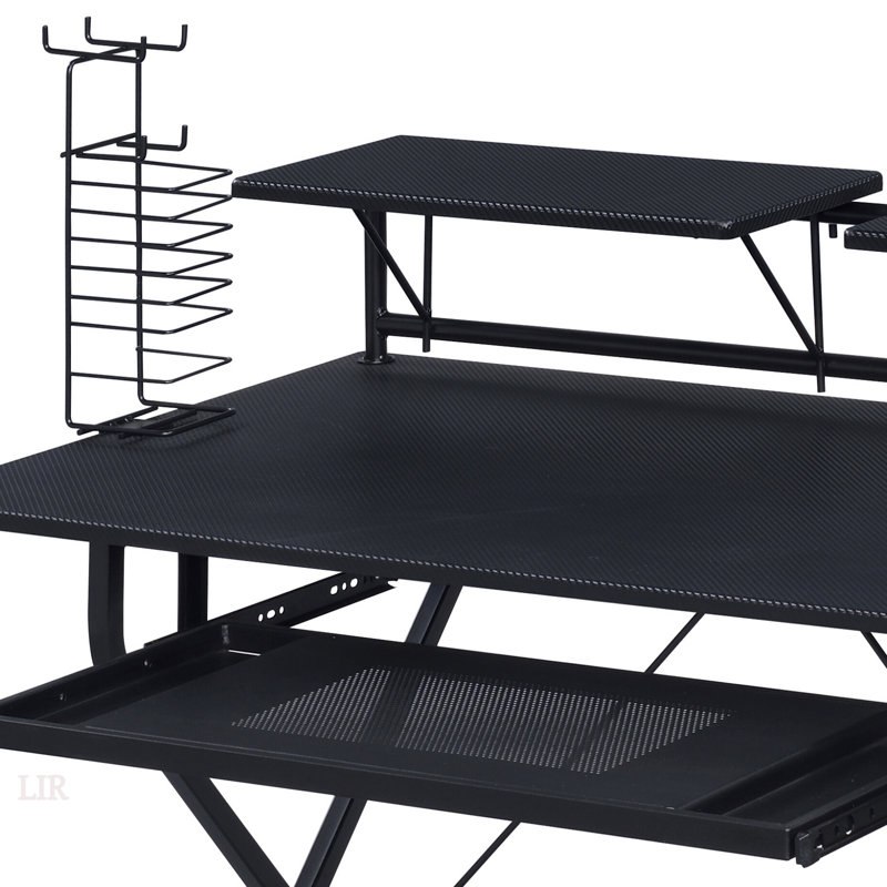 Bureau d'ordinateur noir robuste avec plateau en bois, plateau à clavier et plusieurs solutions de rangement pour une expérience de jeu et de travail améliorée