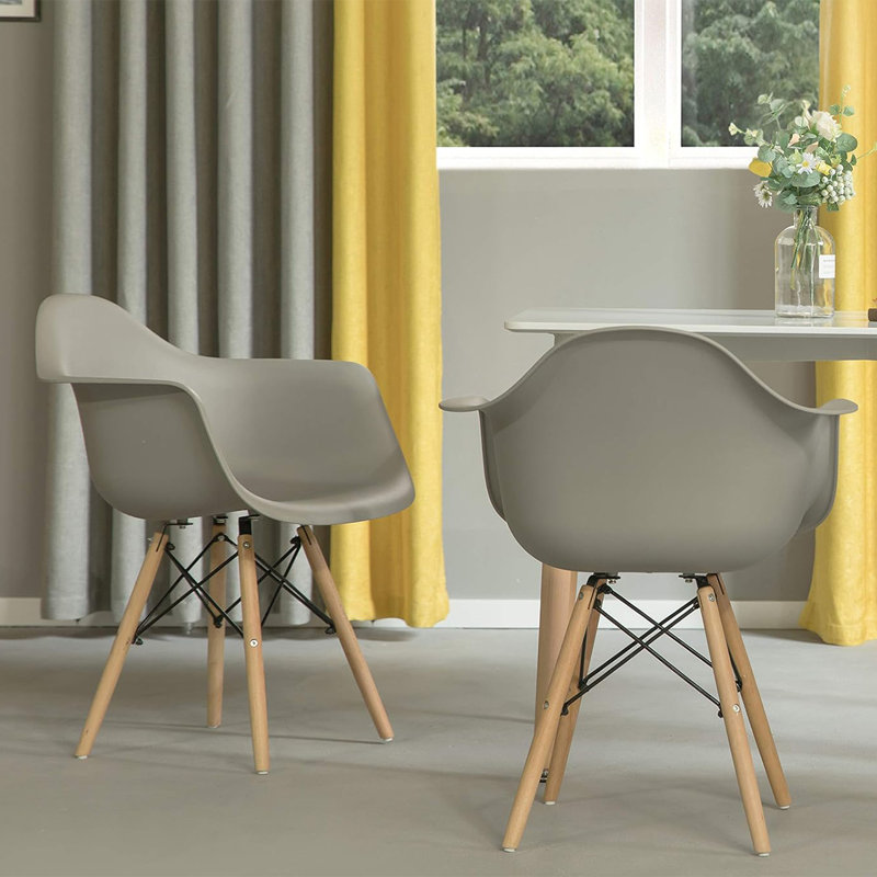 Chaise avec accoudoirs Chaya, Gris