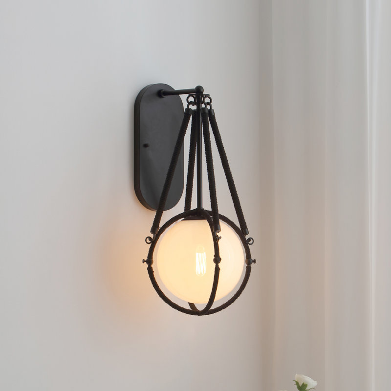 Applique murale 1 lumière noir mat VidaLite Voyager, luminaire avec corde et abat-jour en verre fumé de style industriel moderne, à intensité variable