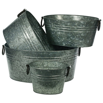 Braeden Metal Pot Planter