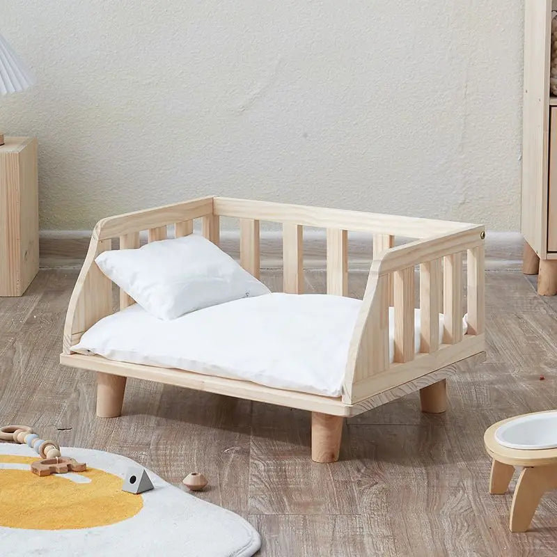 Hollier Nylon Pet Bed