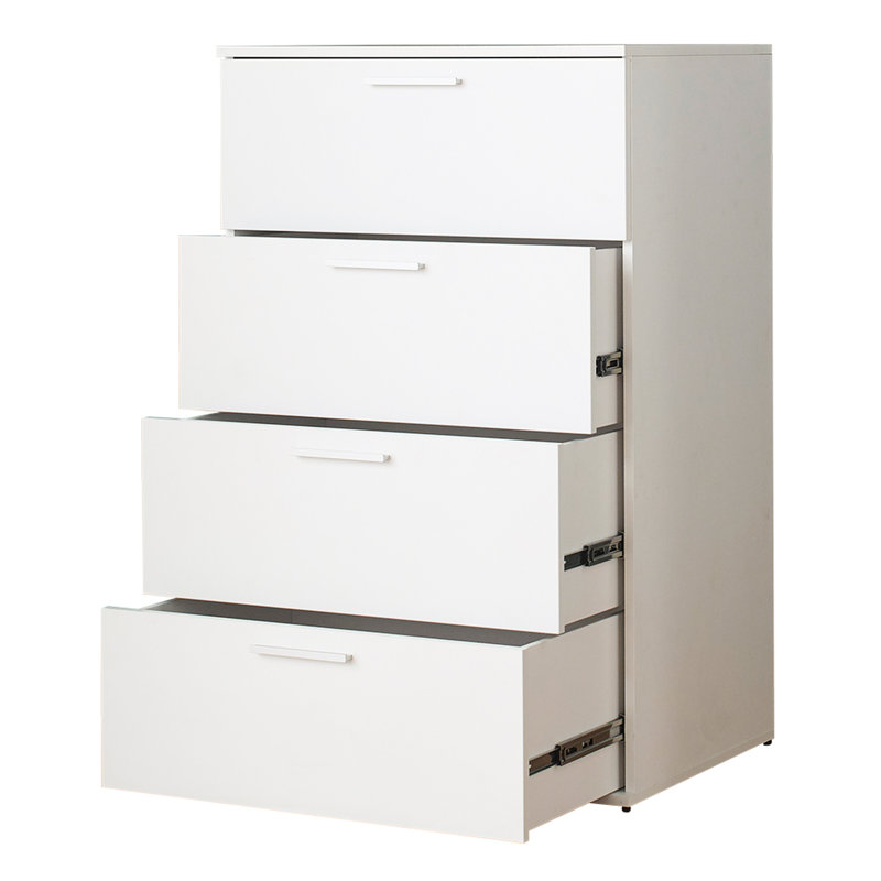 Fabriqué en commode blanche avec quatre espaces de rangement