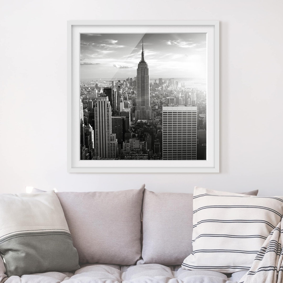 Gerahmtes Papierbild Skyline von Manhattan