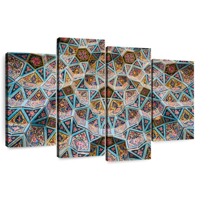 Lilie Nasir Al Molk Ceiling