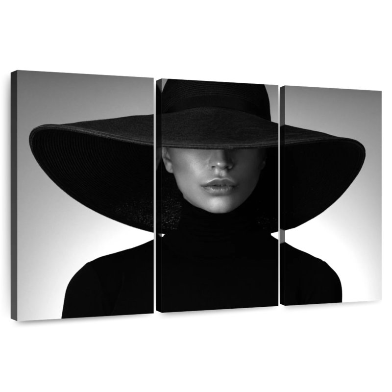 Leisha Noir Belle, 36" H x 57" W