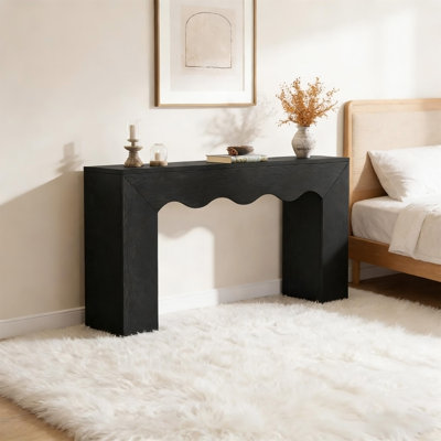 Table basse de style bord ondulé