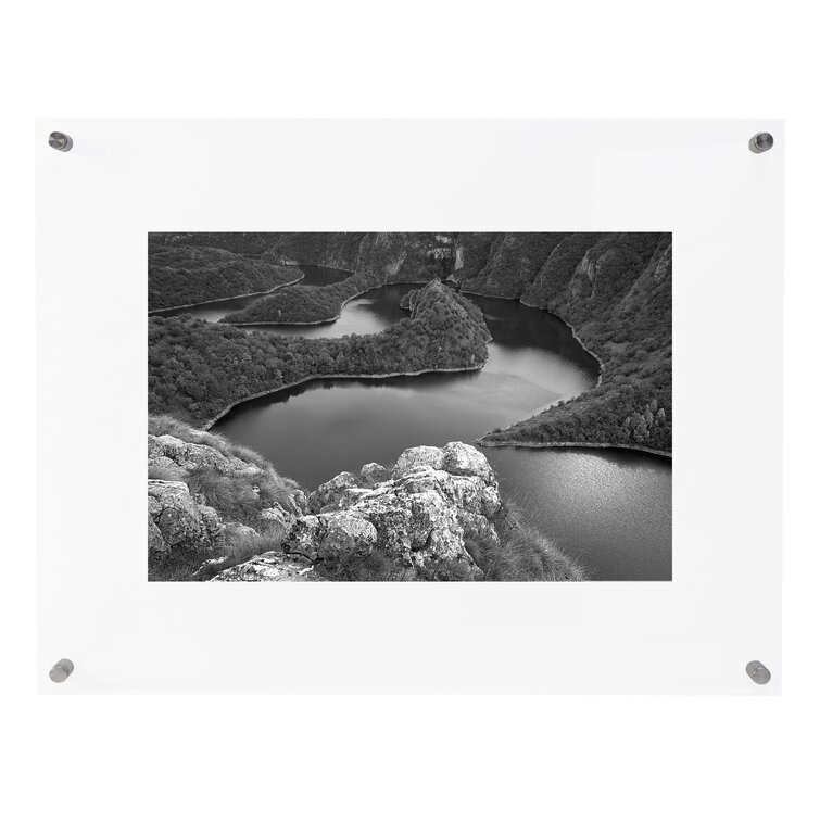 Mikasa Clear Acryllic Floating Wall Frame, Silver