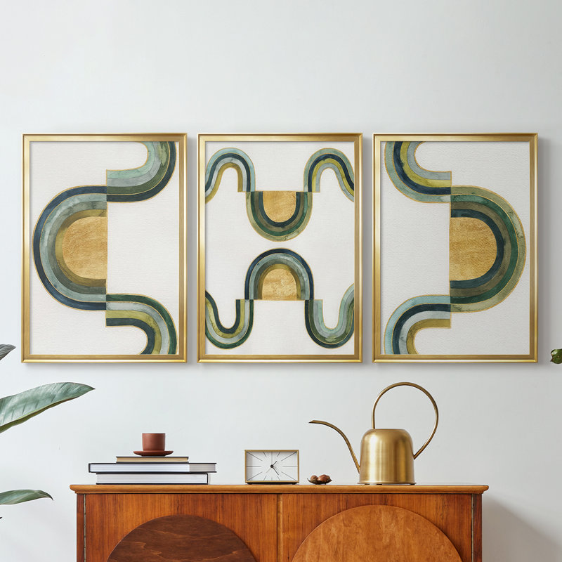 Analogous Arches I - Toile tendue avec châssis sur mesure - 3 pièces, H 21 po x l 30 po, Doré