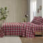 Ensemble de draps doux et confortables avec motif écossais rouge classique pour un confort et un style toute l'année-120903073-120903076