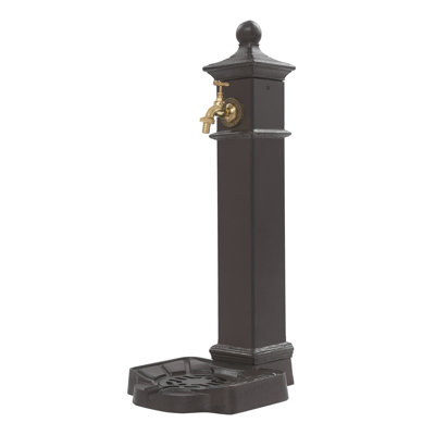 Colonne d'eau rétro autoportante de couleur rouille brune avec robinet de robinet à fixation au sol pour jardin