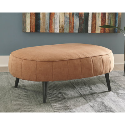 Repose-pieds ovale en velours Mariaella