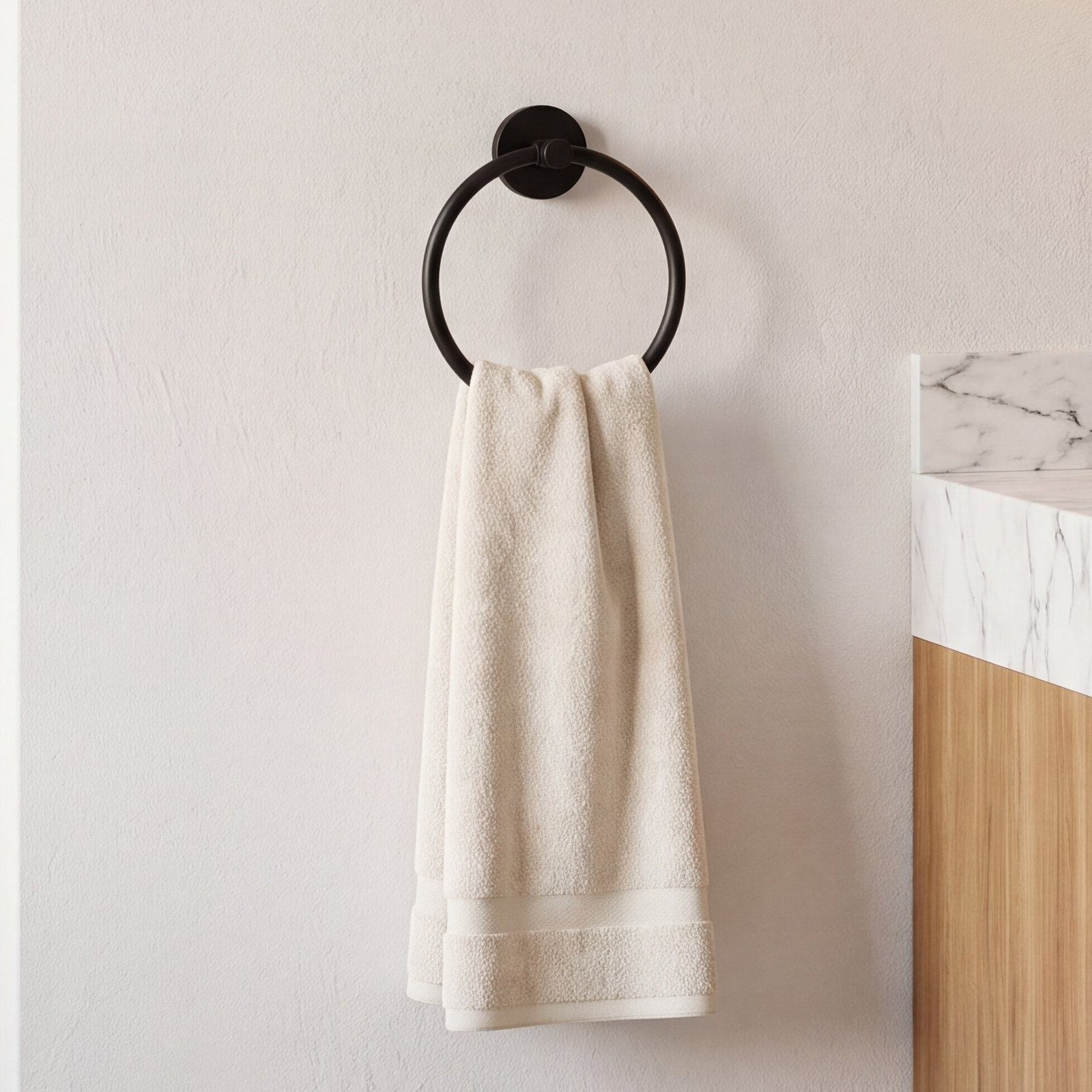 Circular Towel Ring, Matte Black