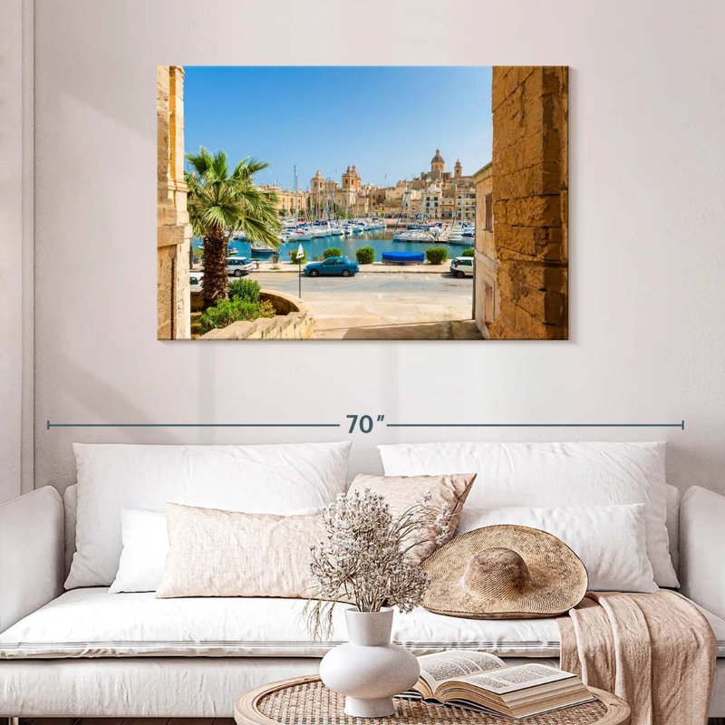 Gillard Street à Senglea Marina, H 30 po x l 45 po