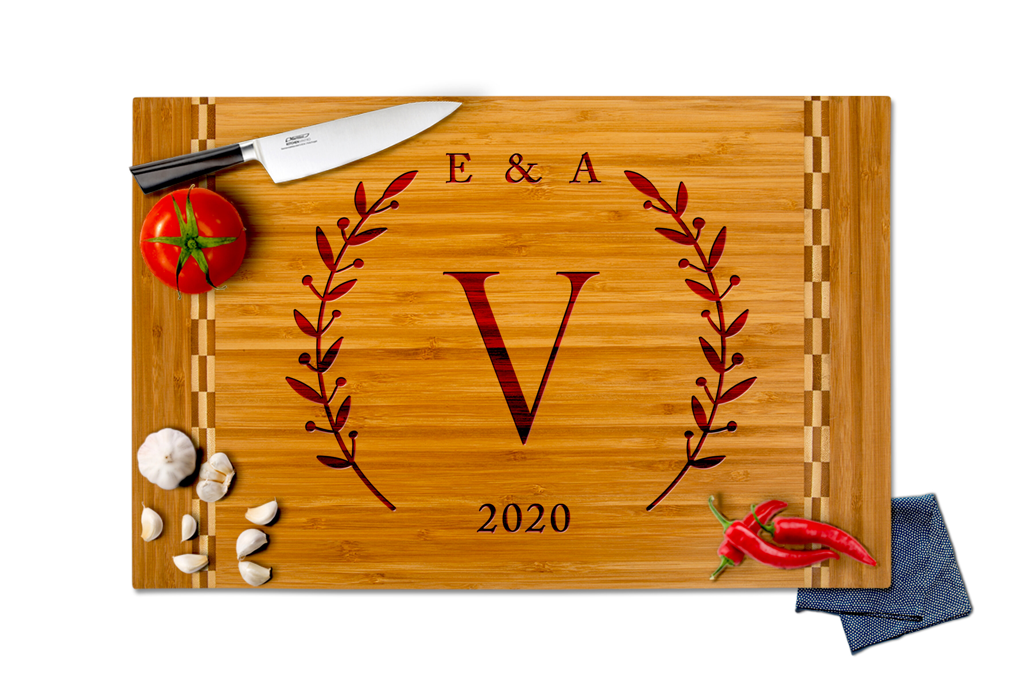 https://assets.wfcdn.com/im/60524950/compr-r85/1133/113339716/personalized-treasures-bamboo-cutting-board.jpg