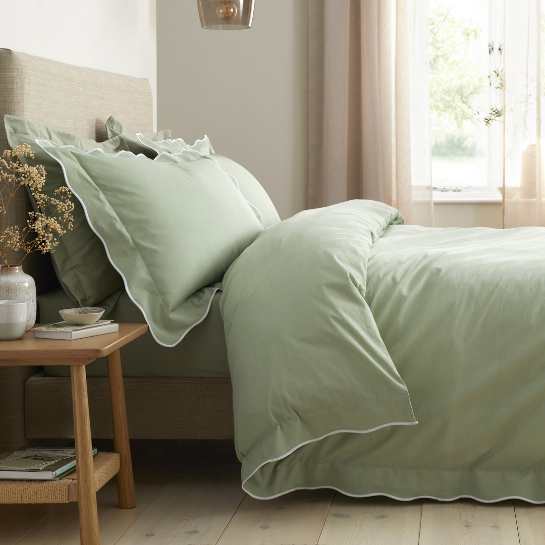 AppleTree Scallop Edge Cotton Duvet Cover Set with Pillowcases
