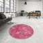 Tapis rose/zone grise à motifs-1719450087