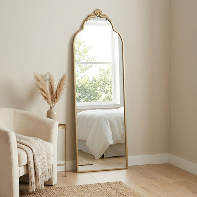 Everlaine Modern Victorian Accent Mirror
