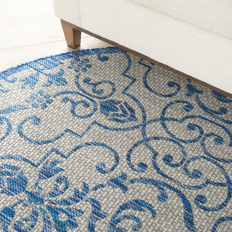 Trofin Damask Indoor / Outdoor Rug, Round 5'3"