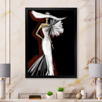 White Black Fashion Woman Portrait " White Black Fashion Woman Portrait "
