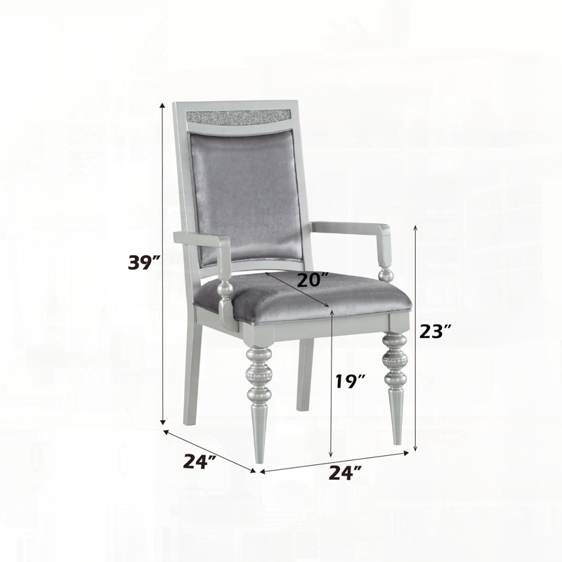 Ensemble de fauteuils avec siège tablier en bois et accoudoirs pour un design intemporel